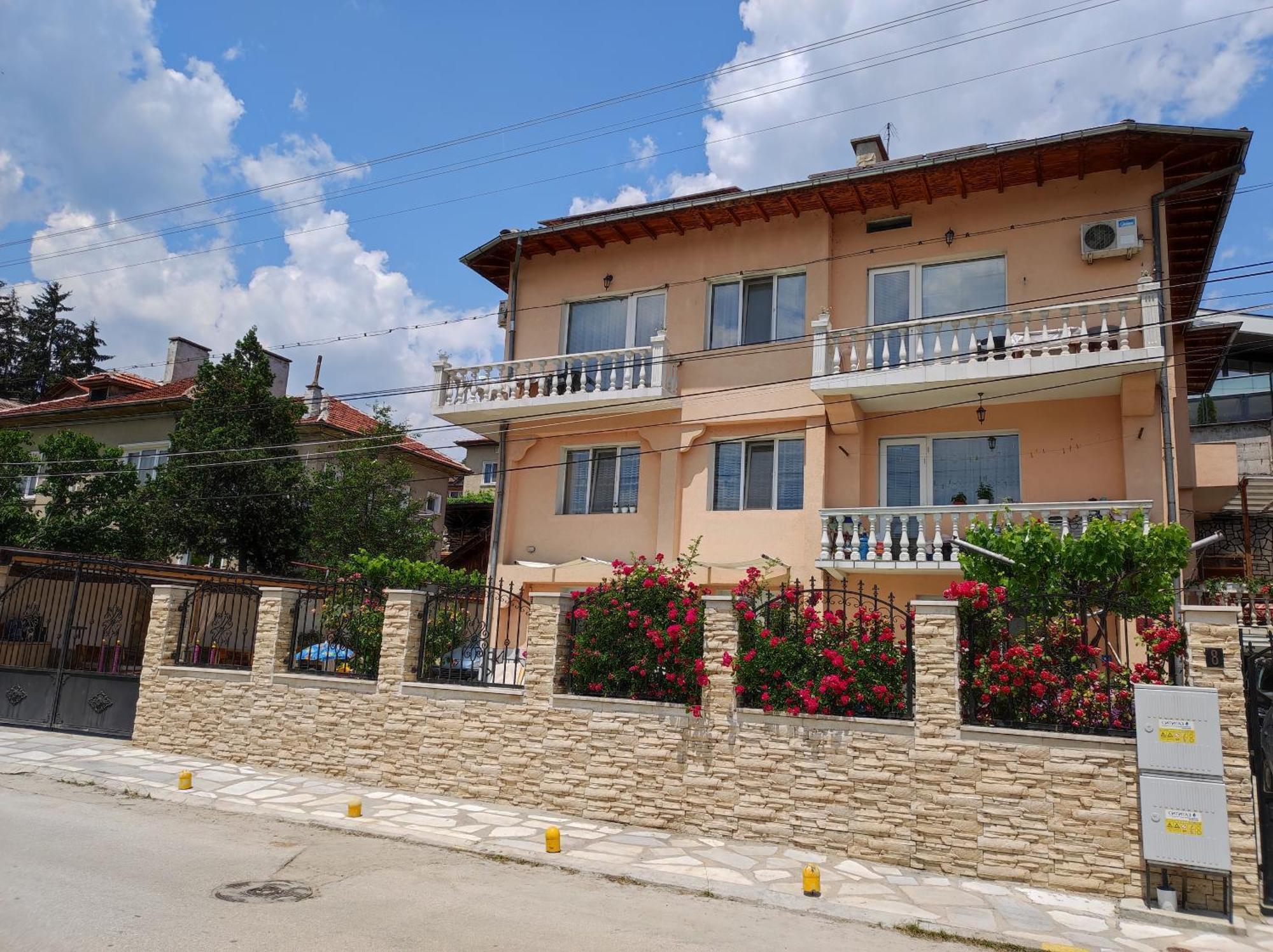 Family Hotel Velevi Velingrad Exterior photo