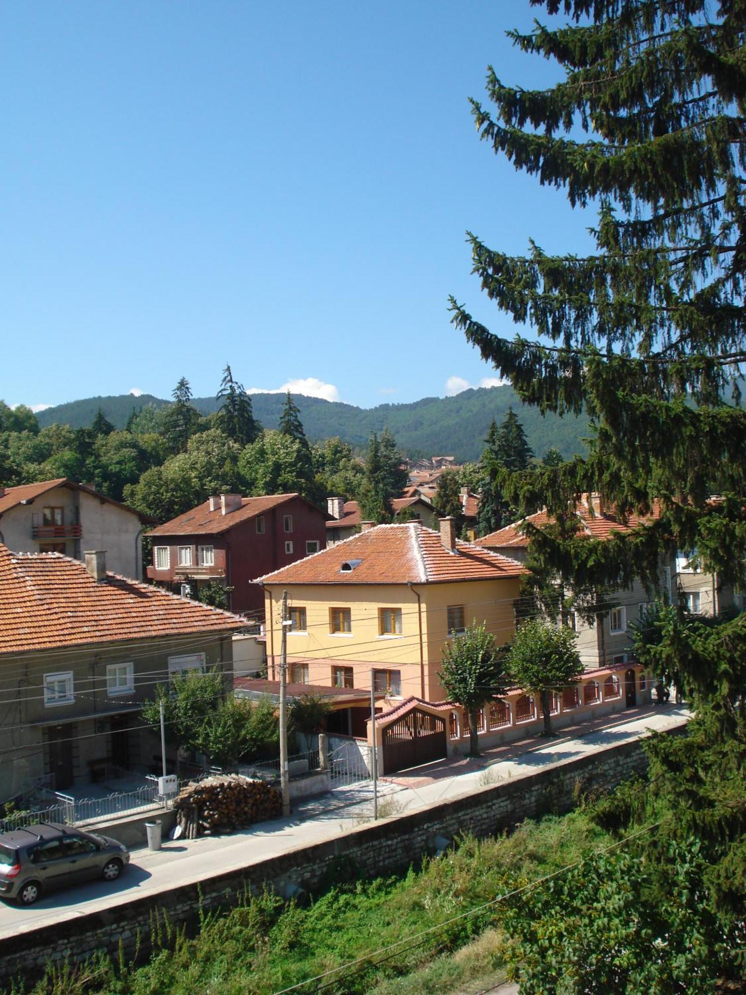 Family Hotel Velevi Velingrad Exterior photo