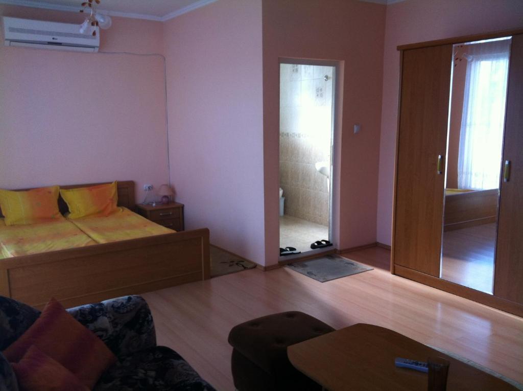 Family Hotel Velevi Velingrad Room photo